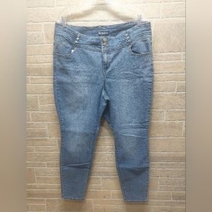 Indigo Fusion size 20 skinny jeans